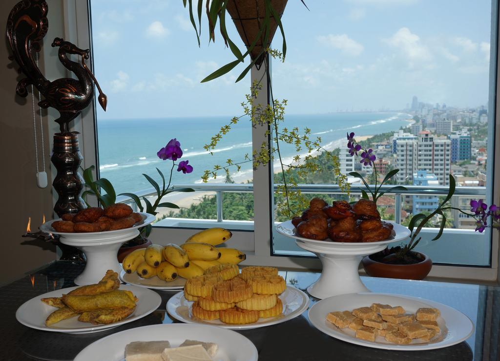 The Penthouse Above Sea Apartment Dehiwala-Mount Lavinia Exterior foto