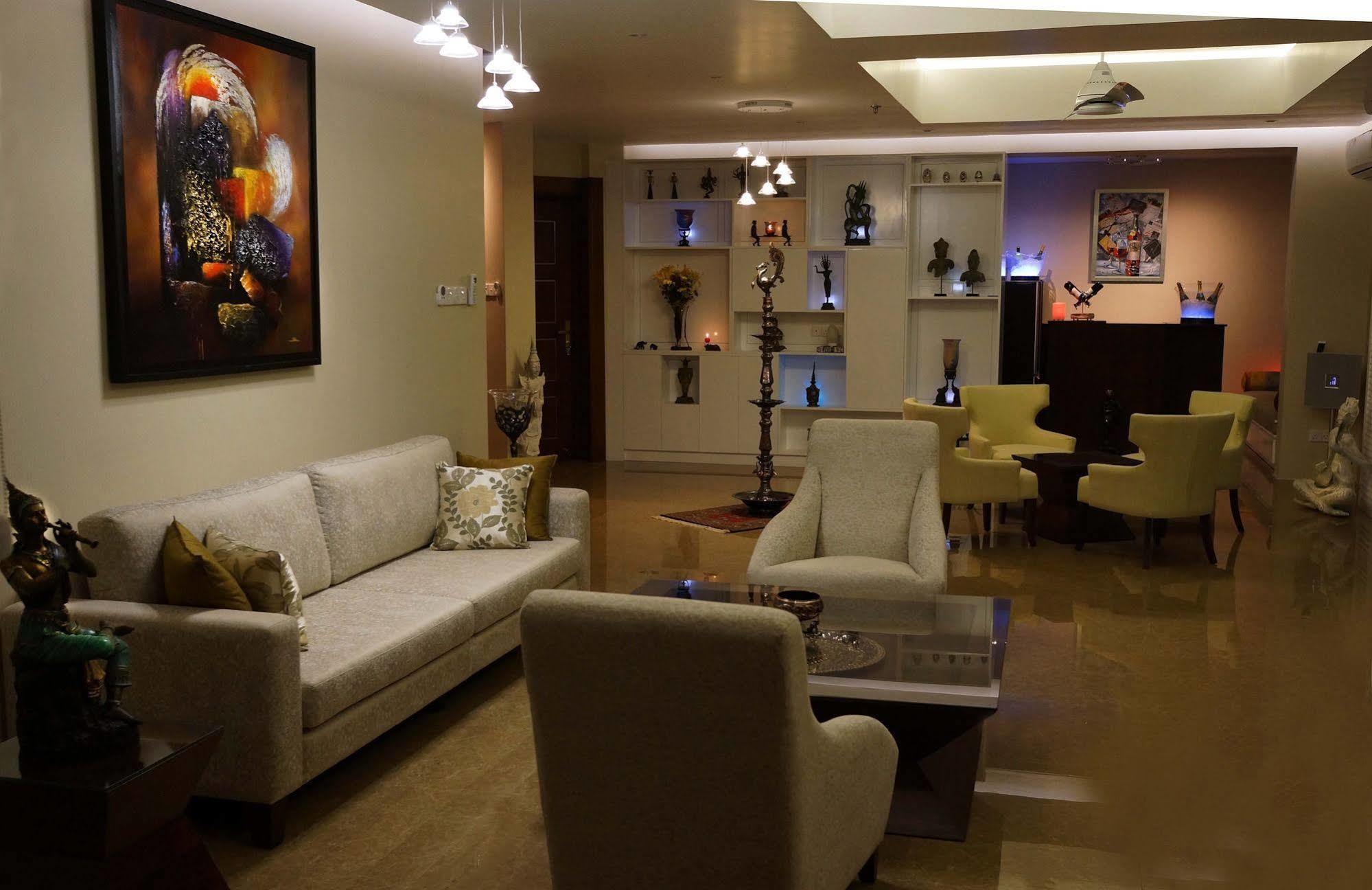 The Penthouse Above Sea Apartment Dehiwala-Mount Lavinia Exterior foto