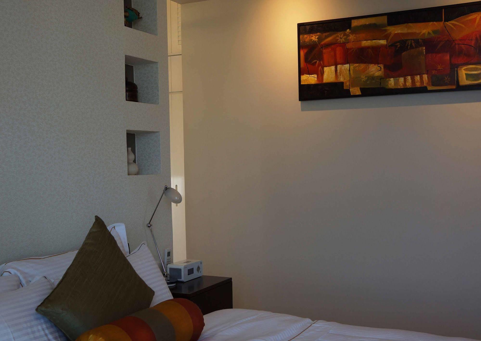 The Penthouse Above Sea Apartment Dehiwala-Mount Lavinia Exterior foto
